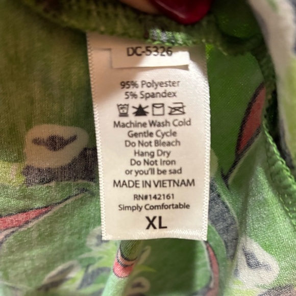 LuLaRoe XL Irma Disney Kermit High Low Top NWT - Picture 5 of 6